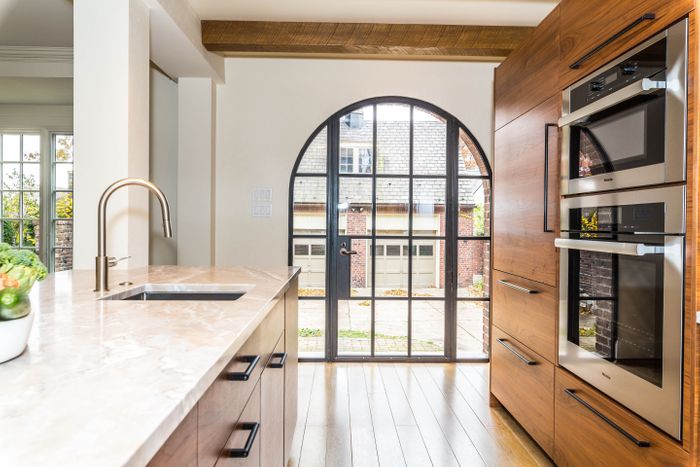 Kitchen Gets Sleek and Shiny Update